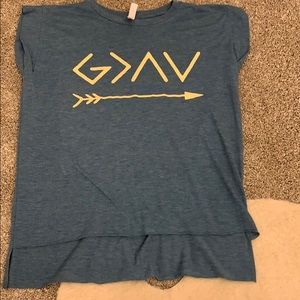 sleeveless tee